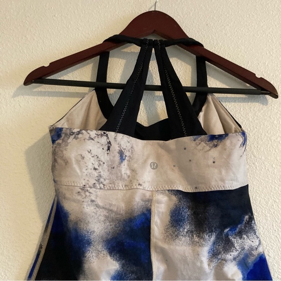 Lululemon Scoop Me Up Tank Milky Way Multi Print Blue / Black Size 8 - Picture 5 of 11